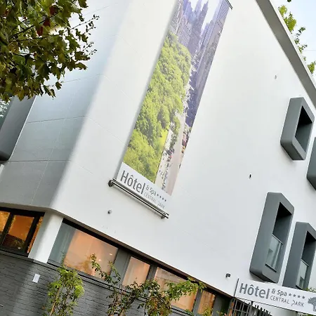 Otel Park &
